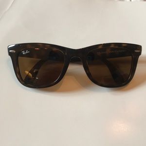 50mm foldable Ray Ban Wayfarer
